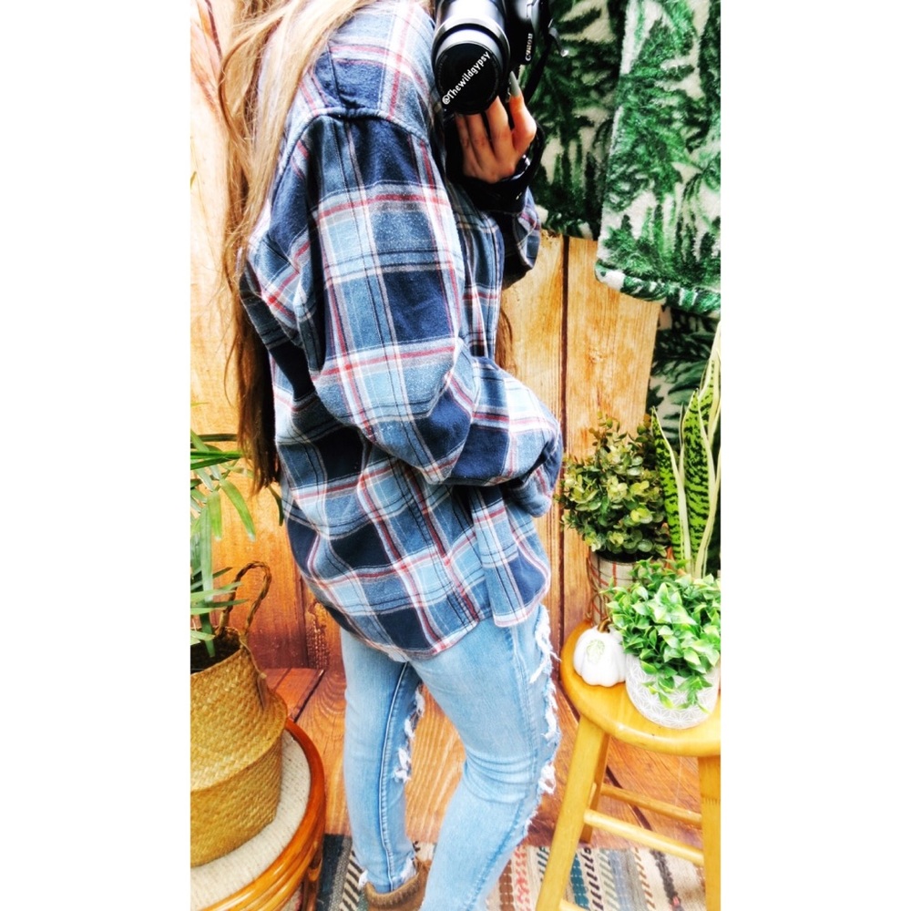 Slouchy boyfriend flannel 🍃 - Picture 3 of 6